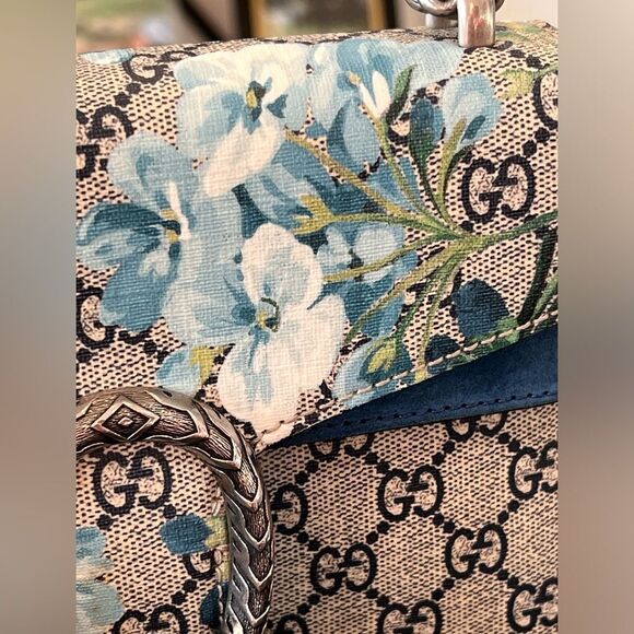 Gucci GG Supreme Monogram Blooms Mini Dionysus - Picture 5 of 15